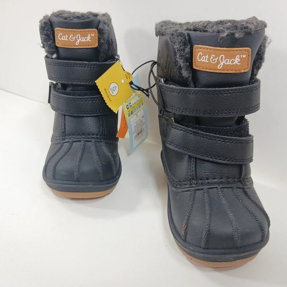 Cat & Jack Toddler Denver Winter Boots Black Waterproof Snow Boots Size 7 NEW